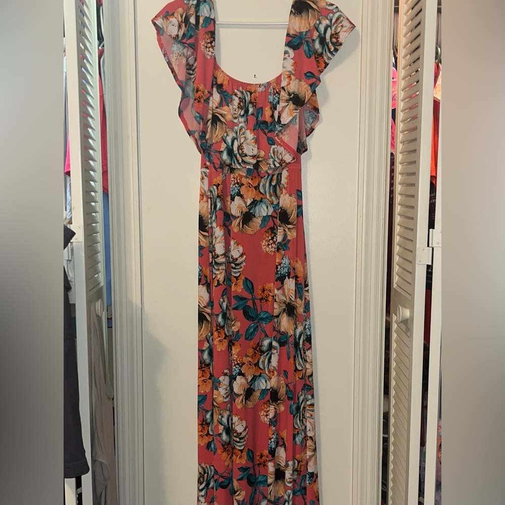 Pink blush maternity dress NWT